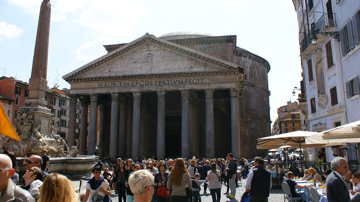 Pantheon, Rim